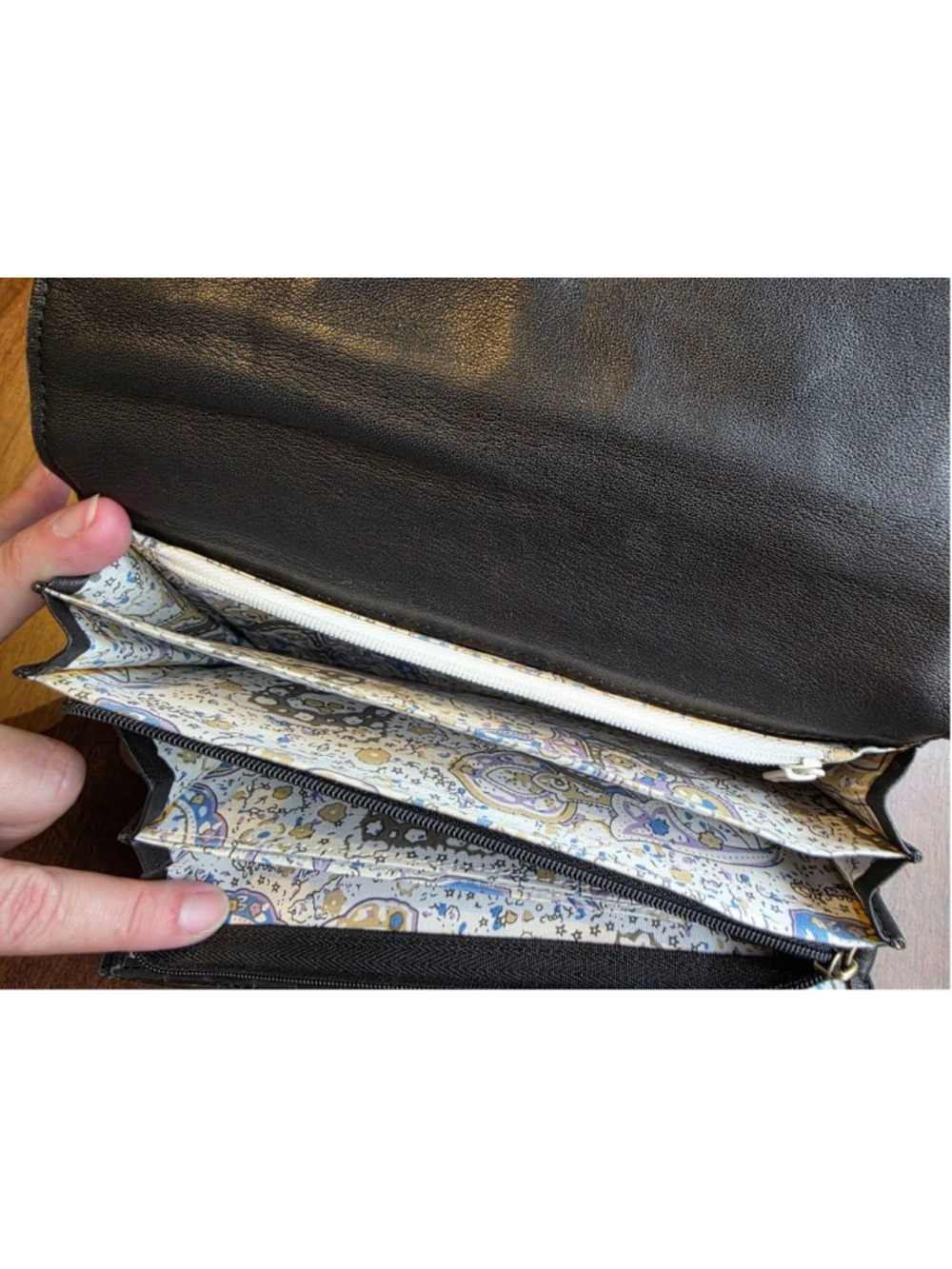 Women's Clarks Black Genuine Leather Wallet One Size - Picture 8 of 11